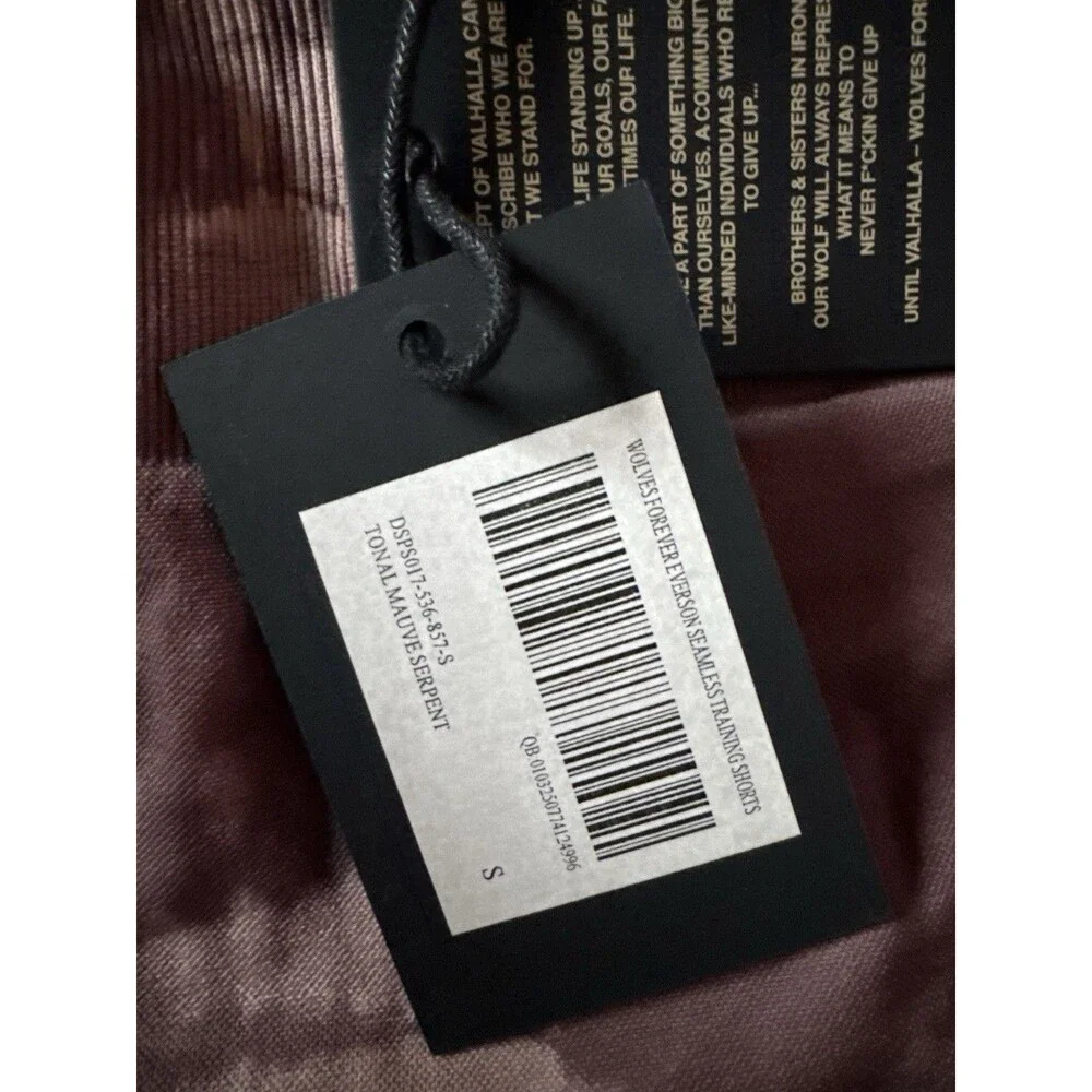 Darc Sport SHE Wolves Forever Everson Seamless Women’s Small Training Shorts NWT - Picture 5 of 5